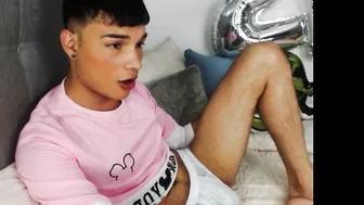 true_boys young trash masturbates shaved pussy