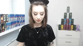 mia_sage cutie kneads big tits