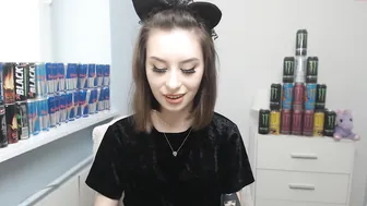 mia_sage cutie kneads big tits