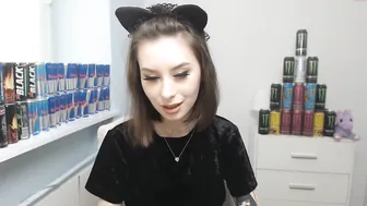 mia_sage cutie kneads big tits