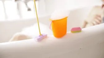 MyKinkyDope manyvids cute chick gently pulls pussy