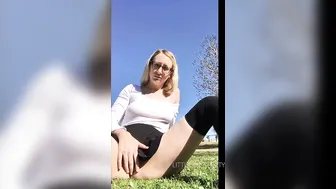 littlemisskitty91 manyvids cool girl masturbates anus