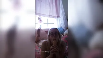 littlemisskitty91 manyvids cute bitches do caressing