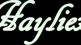 hayliexo manyvids mother masturbates on skype