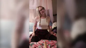 littlemisskitty91 manyvids shows itself perfect
