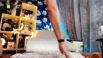 horosha-ya aka KiraFich young trash masturbates shaved pussy