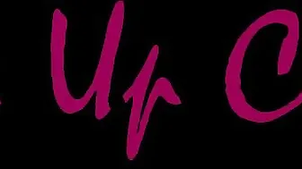 hadley viscara cute whore takes off her panties and jerks off her cunt