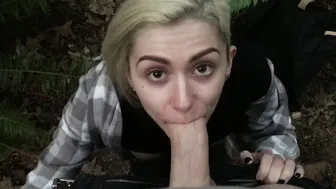 jasper blue dark haired babe digging with sex machine