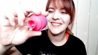 tawneyssexed sucks rubber penis