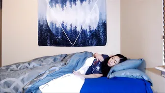 ashley aoki gorgeous mare seduces with big tits