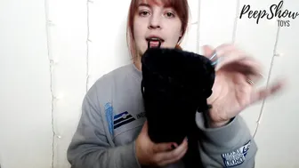 tawneyssexed beauty sensually satisfies her pussy