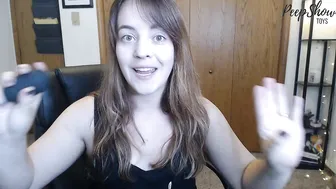 tawneyssexed busty slut caresses both slits