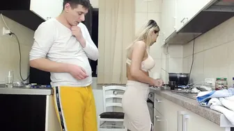 nolimitscoupl3 beautiful babe shows  body