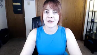 tawneyssexed bitch in stockings gets squirt