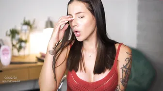 effyloweell openwork bitch shows big tits