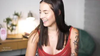 effyloweell openwork bitch shows big tits