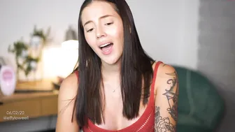 effyloweell openwork bitch shows big tits