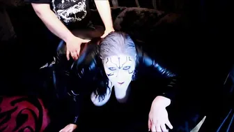 minademonic dark haired chick masturbates with sex toy