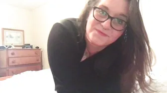 jewliesparxx Sultry brunette