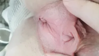 scousehope onlyfans naked on the sofa. teasing myself for you