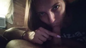 sadieholmesxxx onlyfans me being silly sucking my cuckys cock earlier hehe