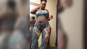 miaa sapphire onlyfans full twerk video of the promo xoxo i have a busy week lock in your request today