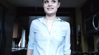 Nina Crowne - Getting Blown by the Babysitter