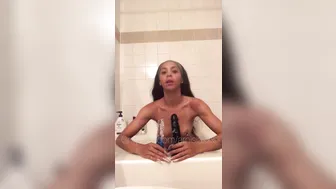 Arnisiaxxx - Two Dildos One Mouth