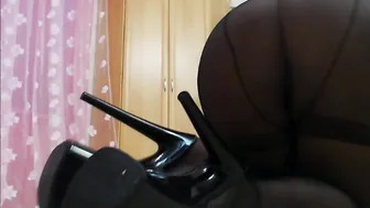 bigbootymilf high stilleos n pantyhose