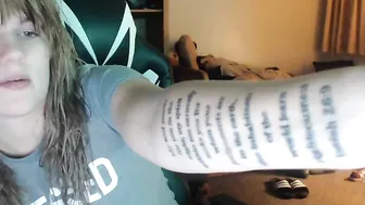 dontletmebelonely Lustful schoolgirl licks dildo