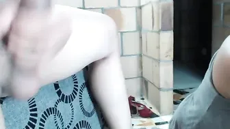 celeste_and Beautiful lady shows gorgeous body