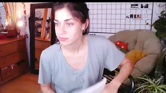 thefriendzone Charming babe masturbates with sex toy