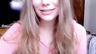 lovelylittlel Blissful nipple flows from excitement