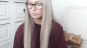 lilyessex_x Desired lady naughty under her panties hand