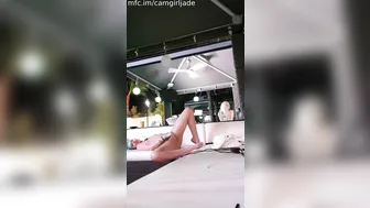 camgirljade tiny-teen-public-teasing-at-convention-2020-01-07_9QtVby