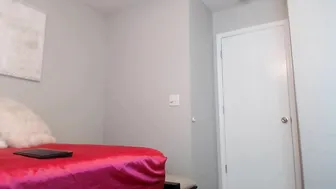 Merraeda tep-mom-cream-pie