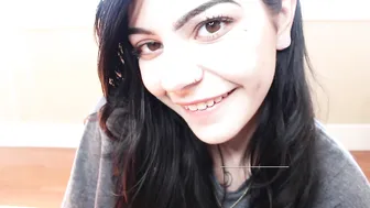 ZiaFox  -11 - Girlfriend Material Converse Fingering