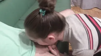 SladkiSlivki -A neighbor came in for 5 minutes and sucked when her boyfriend was at work