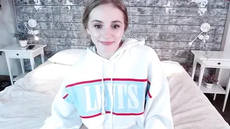 shygirl1999 4032020 128_female_chaturbate