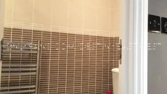 Destinyeastwest -Fingering my ass in the shower