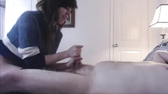 RebeccaStilles69 -02 - A Slow Sweet Stroke Before Bed