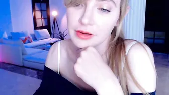 alexis beautiful bitch is banging with sex machine