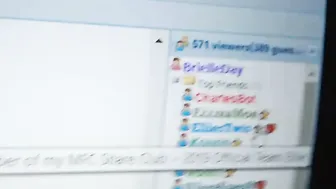 brielleday submissive chick makes suction