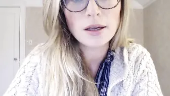 jessperation wonderful woman gently pulls pussy