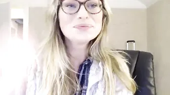 jessperation wonderful woman gently pulls pussy