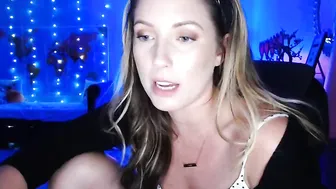 brielleday Naughty blonde