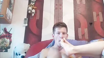 Chat openwork blonde dancing a striptease