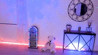 missbella__ buxom cutie is played with dildo