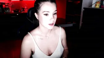 sashabae young slut fucking pussy phallus