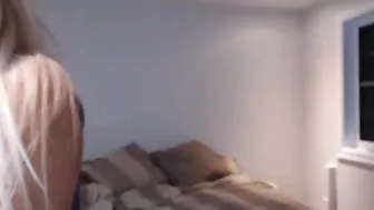 riley_parks crazy whore dabbles with sex machine